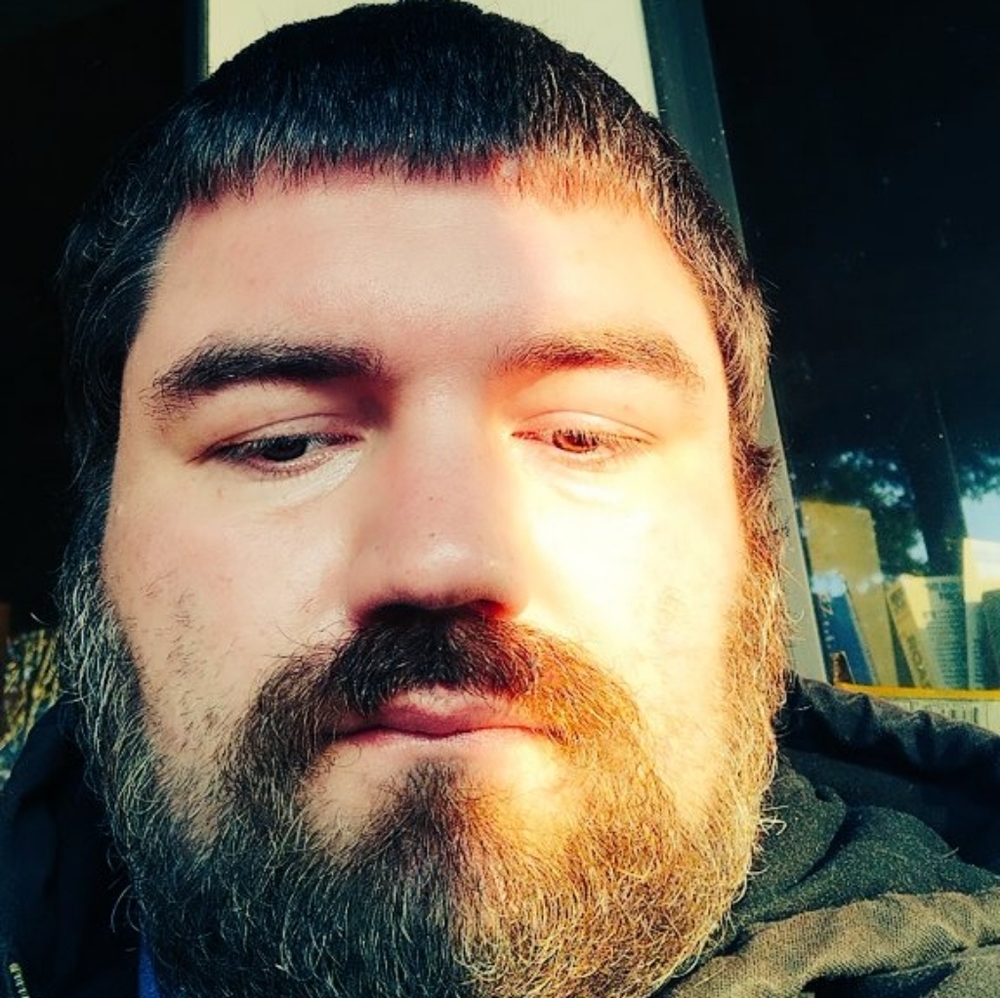Meet your Posher, Alex